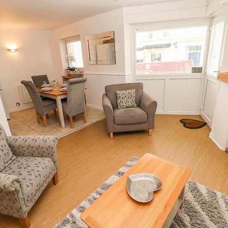 Sea Drift Apartment Тенби Екстериор снимка
