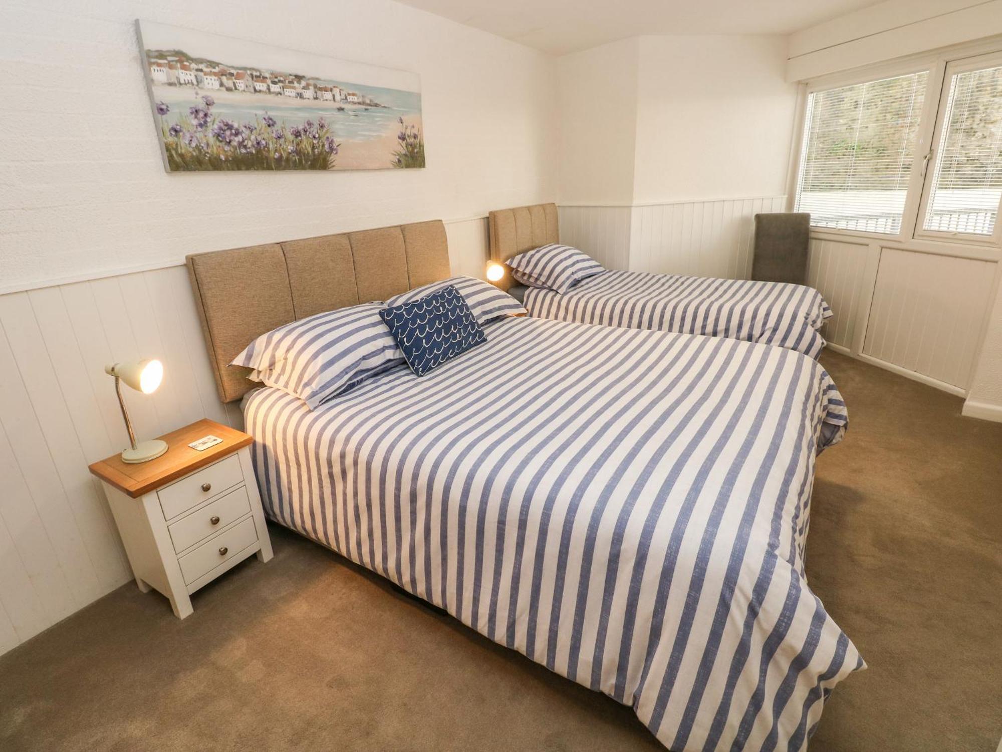 Sea Drift Apartment Тенби Екстериор снимка