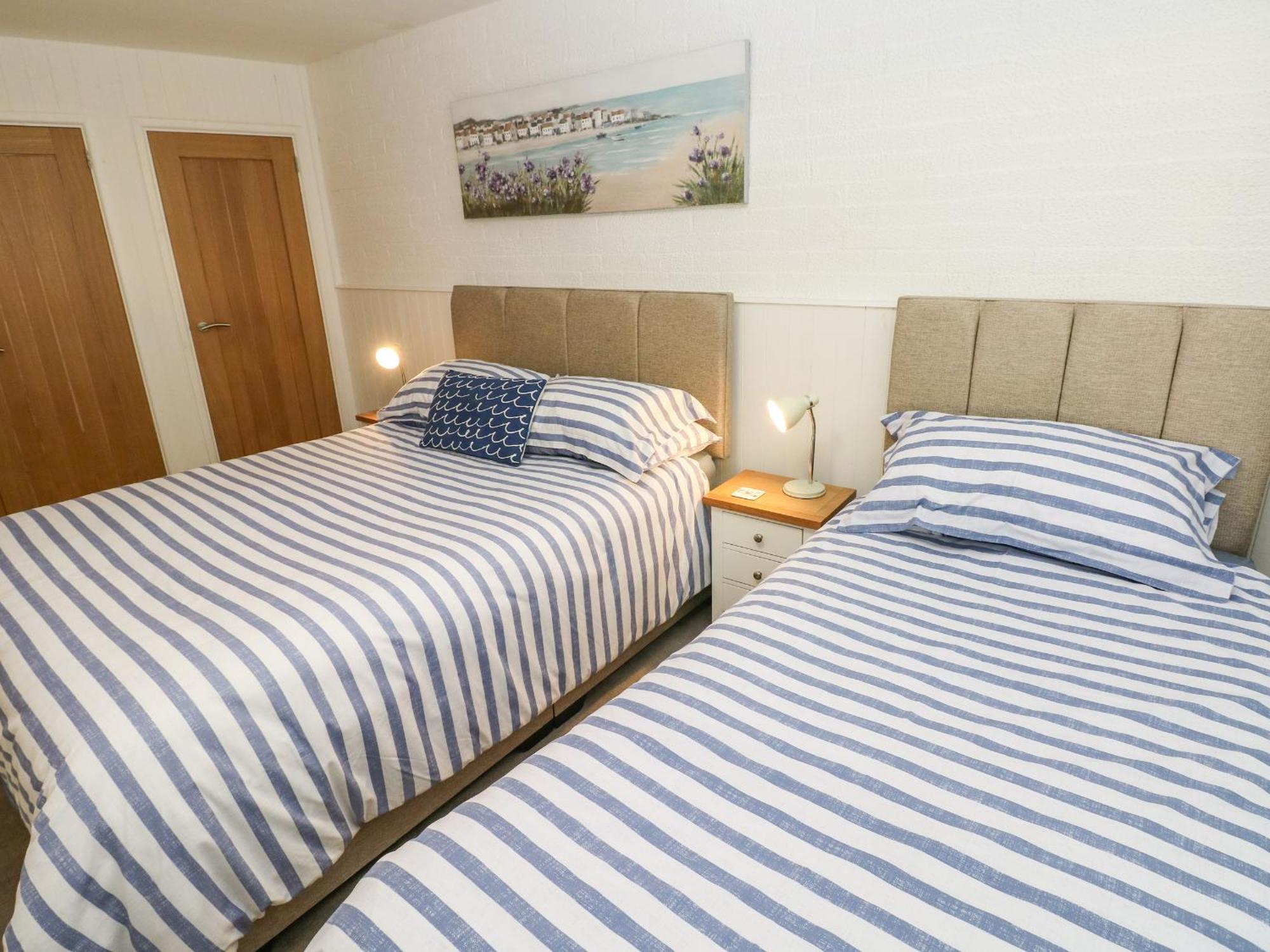Sea Drift Apartment Тенби Екстериор снимка